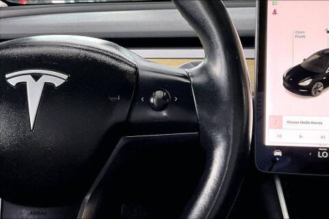 2019 Tesla Model 3 Standard Range Plus