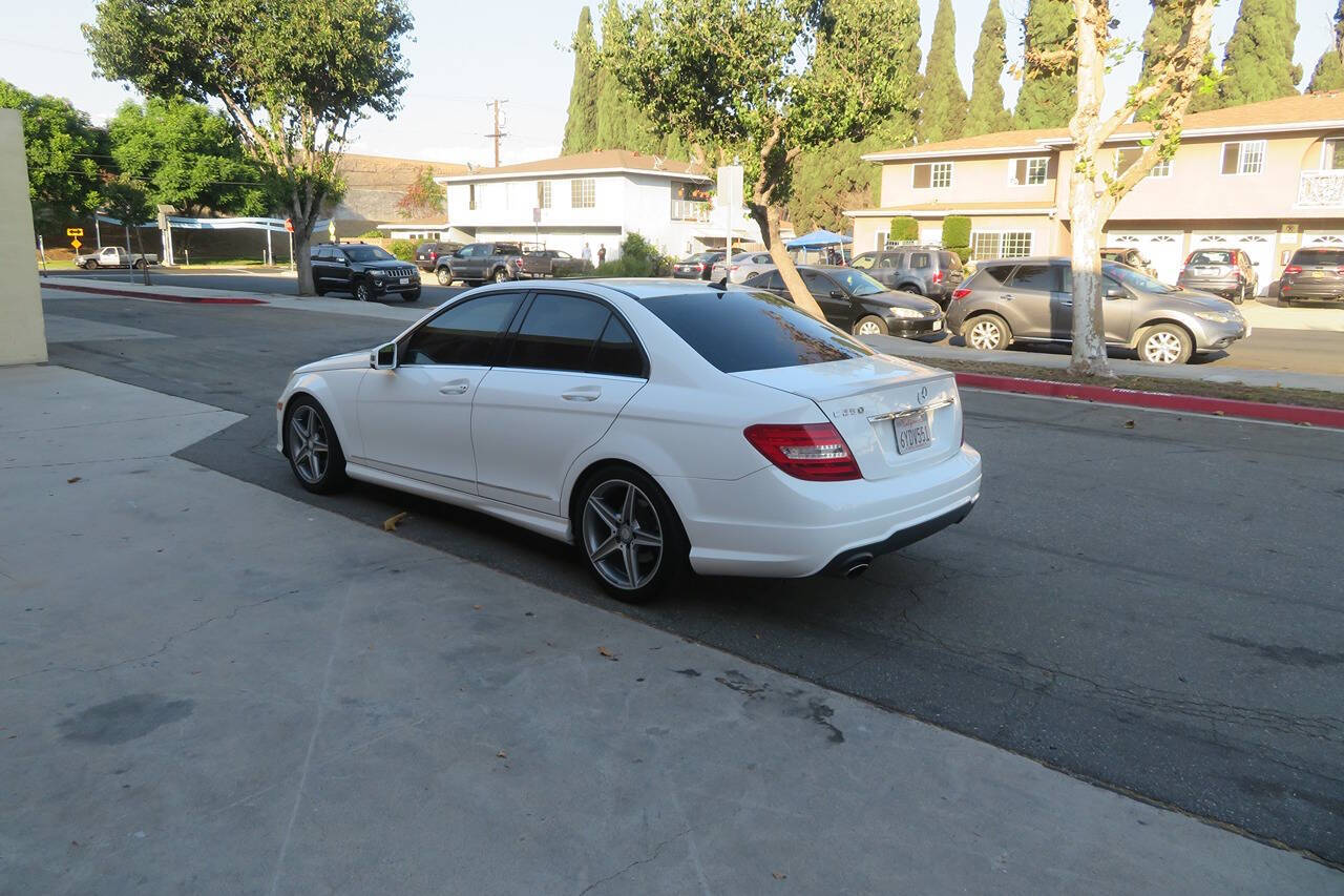 2013 Mercedes-Benz C-Class for sale at The Car Vendor LLC in Bellflower, CA