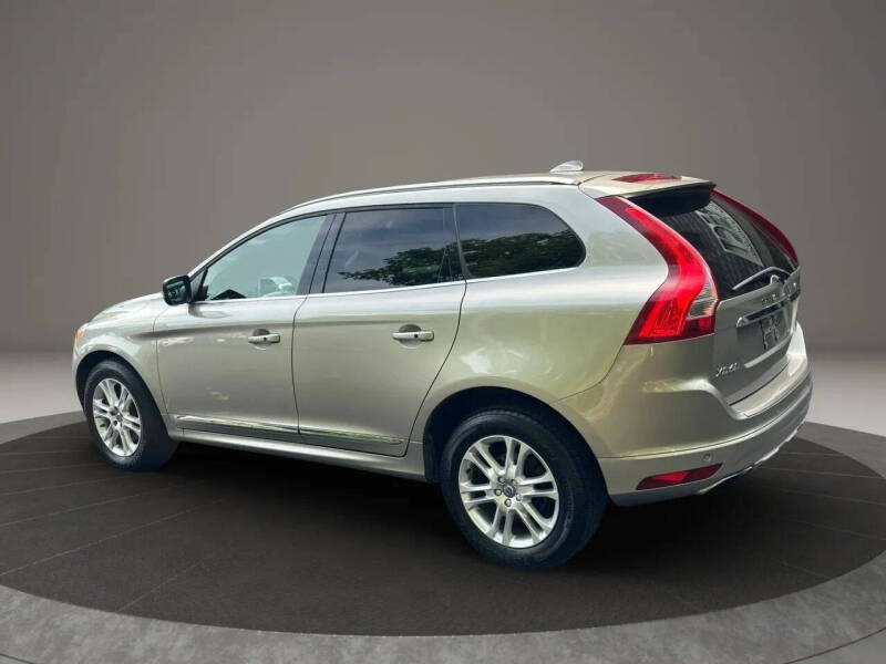 2016 Volvo XC60 T5 Drive-E Premier