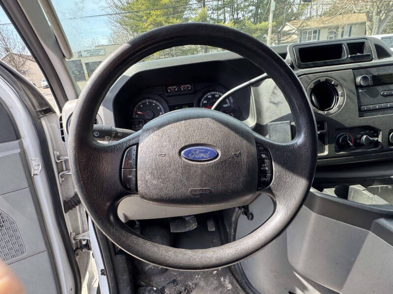 2013 Ford E-Series E-150