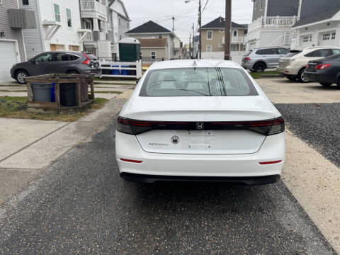 2024 Honda Accord EX