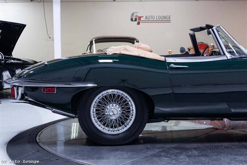 1970 Jaguar E-Type 18