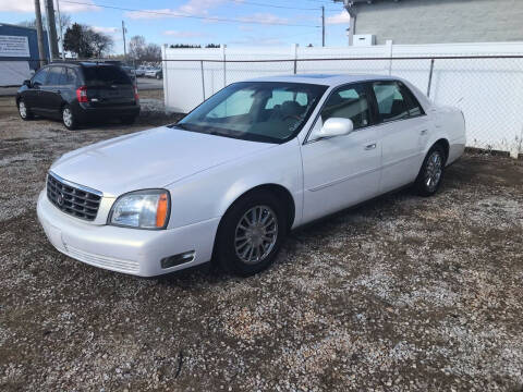 2004 Cadillac DeVille for sale at B AND S AUTO SALES in Meridianville AL