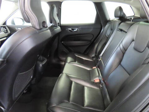 2023 Volvo XC60 B5 Core