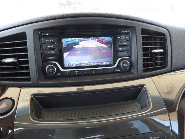 2017 Nissan Quest SV