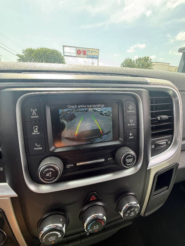 2020 RAM 1500 Classic SLT