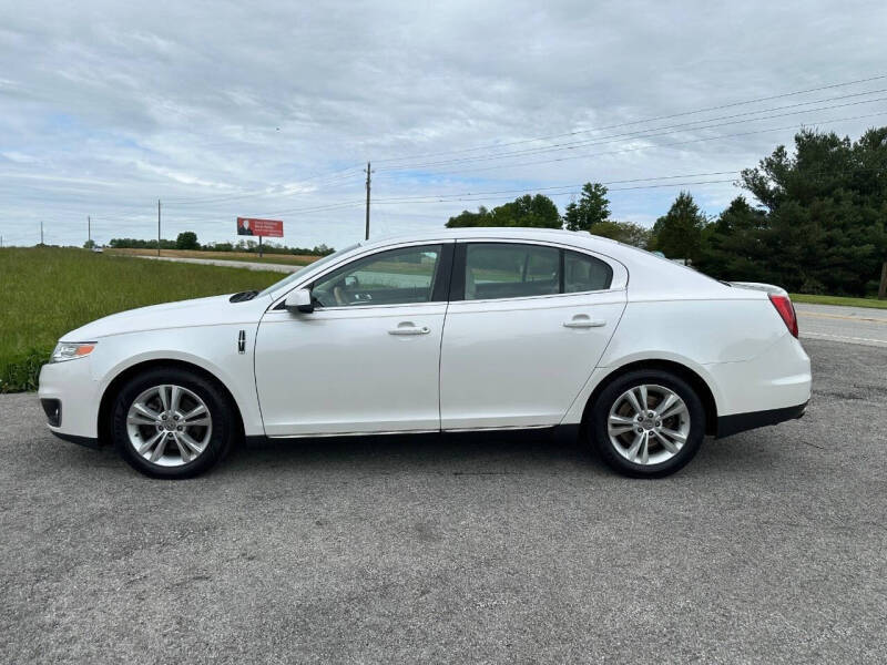2010 Lincoln MKS
