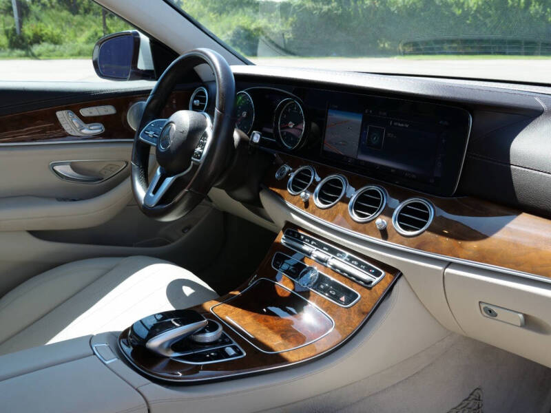 2019 Mercedes-Benz E-Class E 300