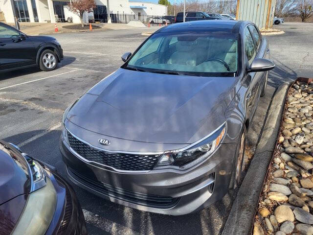 2018 Kia Optima EX's photo