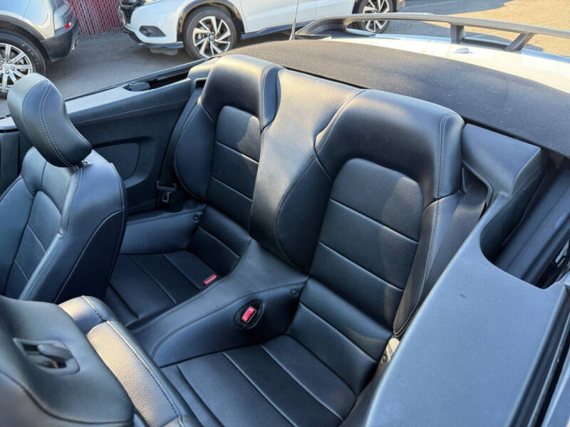 2015 Ford Mustang EcoBoost Premium