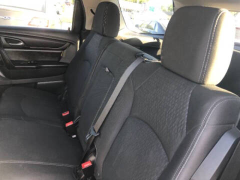 2016 GMC Acadia SLE-2