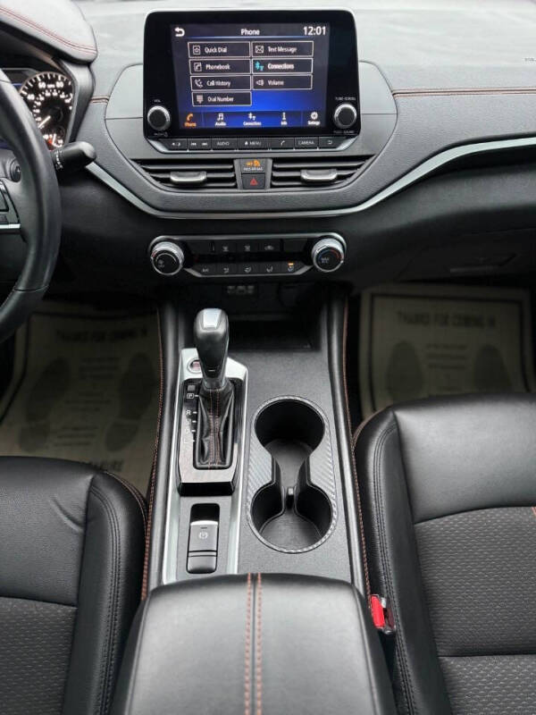 2021 Nissan Altima 2.5 SR