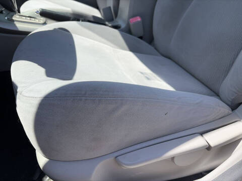 2011 Toyota Corolla LE