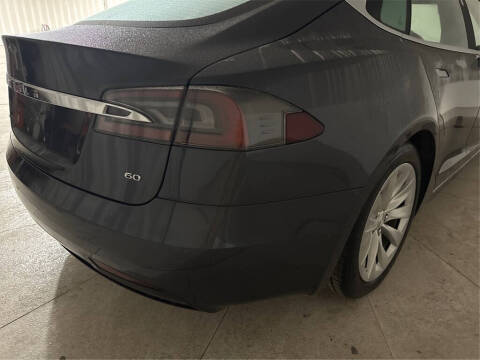 2016 Tesla Model S 70