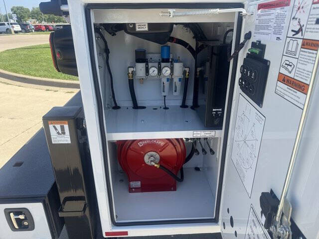 2024 Ford F-600 Super Duty