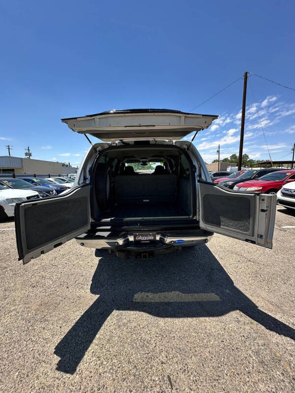 2003 Ford Excursion XLT
