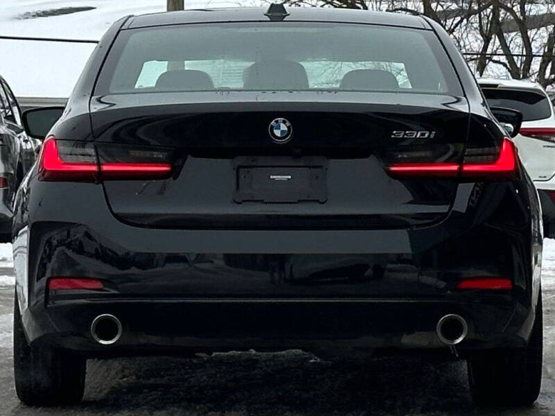 2023 BMW 3 Series 330i