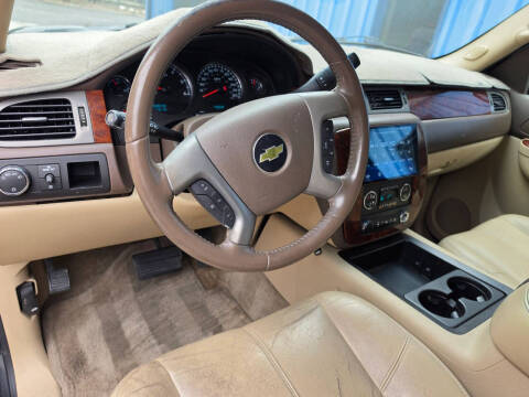 2011 Chevrolet Suburban LT