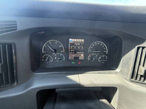 2024 Freightliner Cascadia