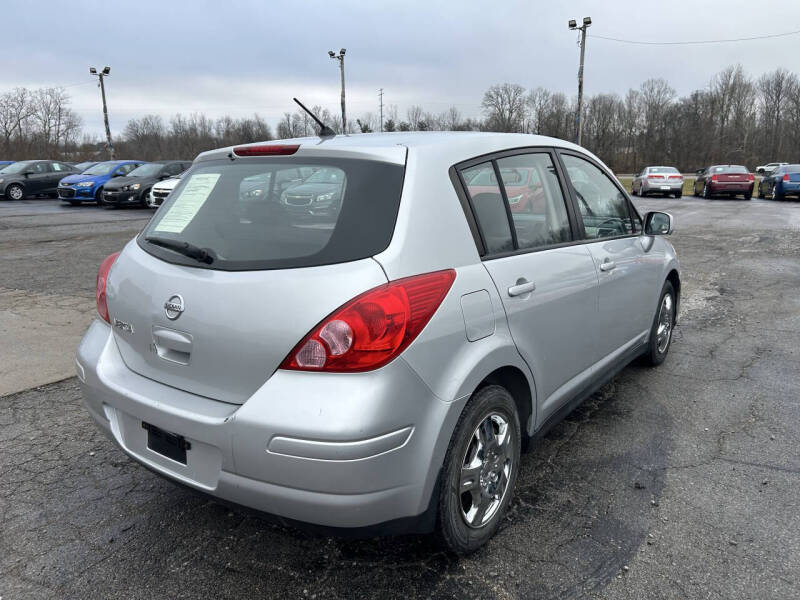2008 Nissan Versa 1.8 S