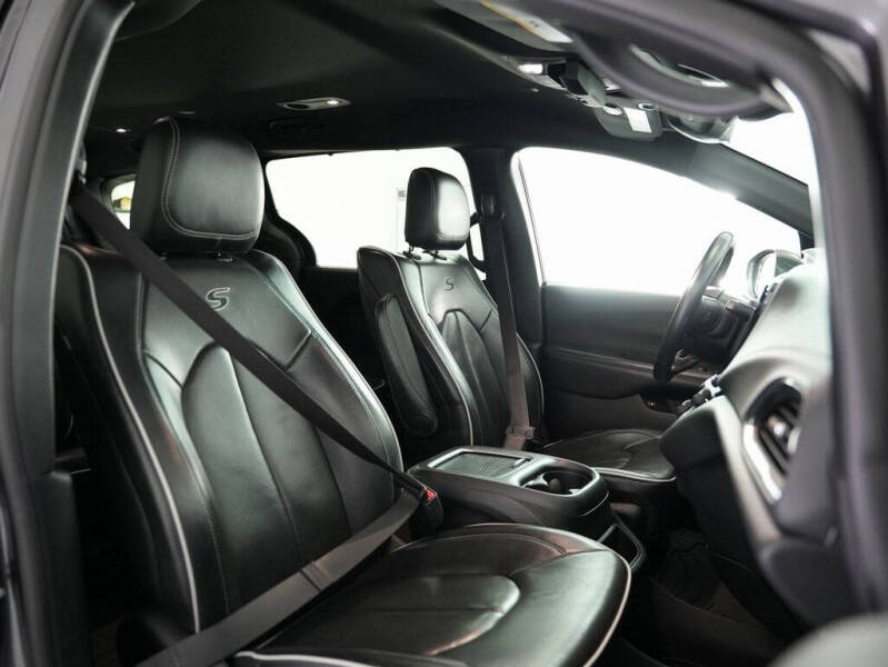 2019 Chrysler Pacifica Hybrid Limited