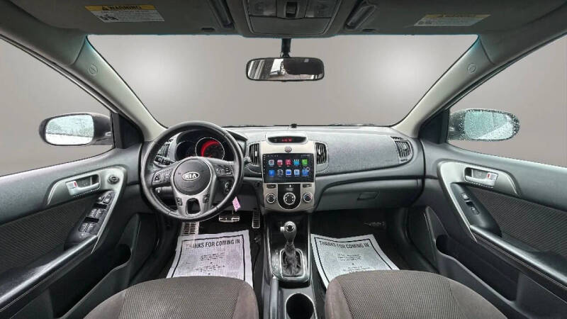 2011 Kia Forte5 SX