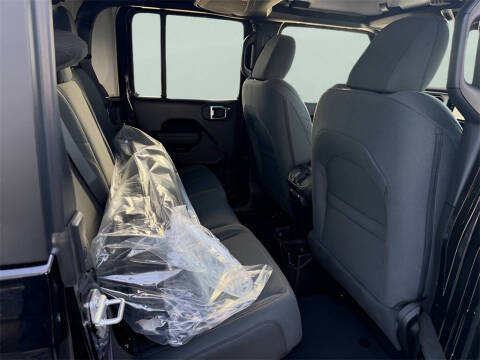 2026 Jeep Gladiator Sport S