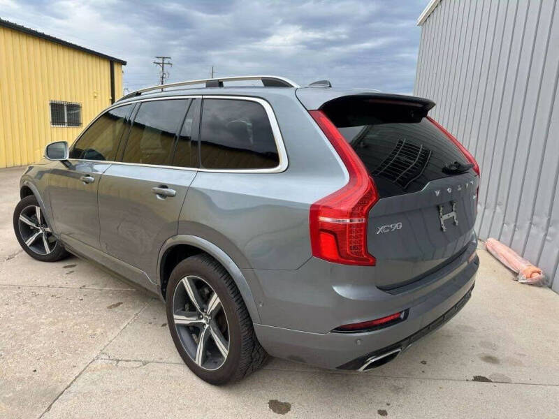2019 Volvo XC90 T6 R-Design