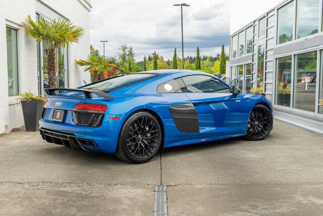 2017 Audi R8 14