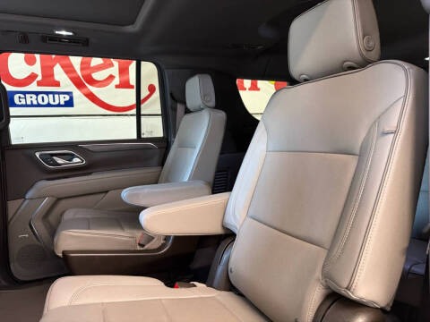 2023 GMC Yukon XL SLT