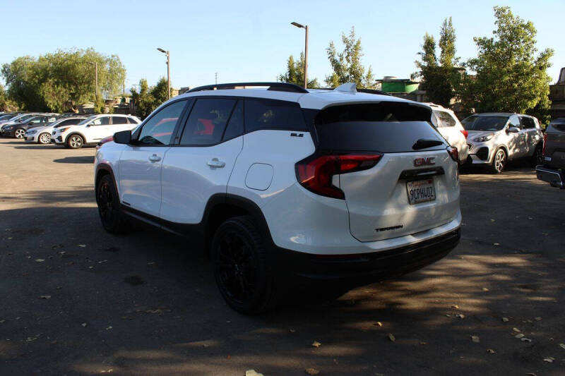 2020 GMC Terrain SLE