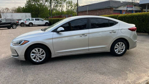 2018 Hyundai Elantra for sale at Horizon Auto Sales in Raleigh NC