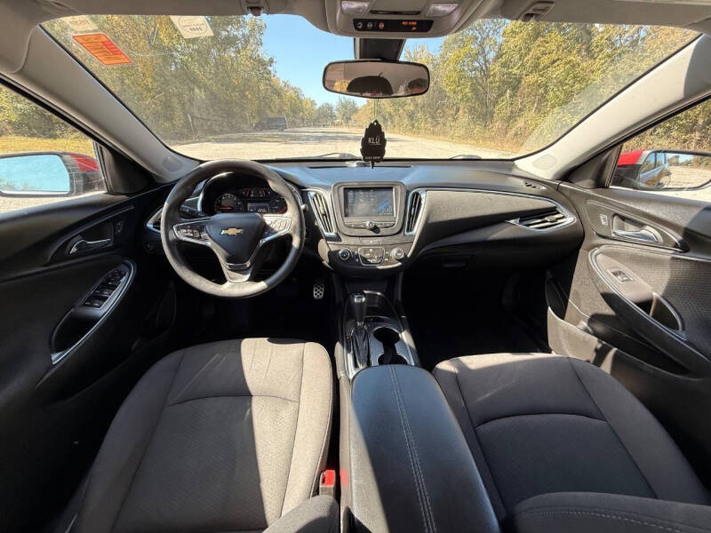 2017 Chevrolet Malibu LT