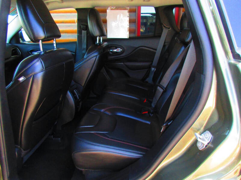 2019 Jeep Cherokee Trailhawk