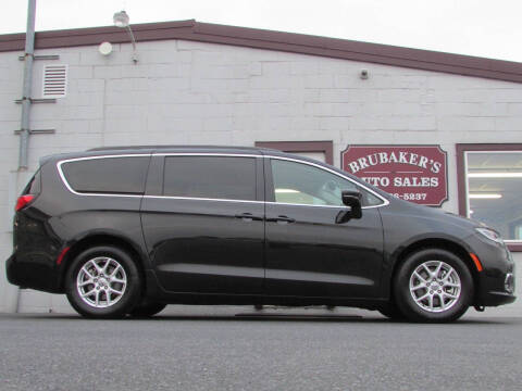 2022 Chrysler Pacifica for sale at Brubakers Auto Sales in Myerstown PA