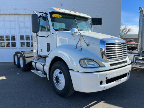 2010 Freightliner Columbia