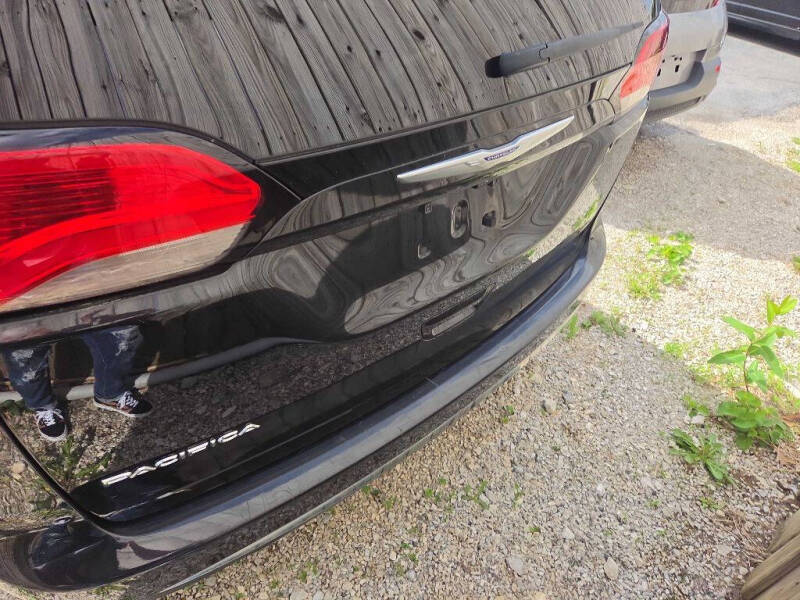 2019 Chrysler Pacifica Touring L