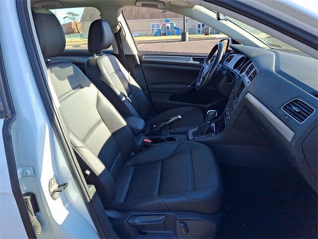 2017 Volkswagen Golf