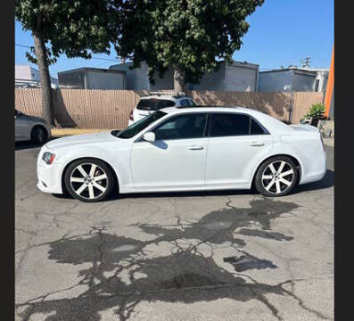 2013 Chrysler 300 SRT8