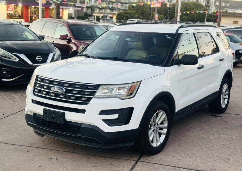 2017 Ford Explorer