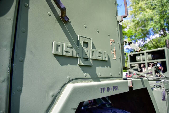 1985 Oshkosh AS32P-19A