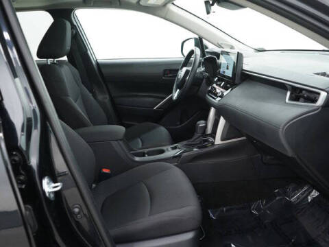 2025 Toyota Corolla Cross LE