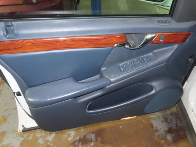 2005 Cadillac DeVille