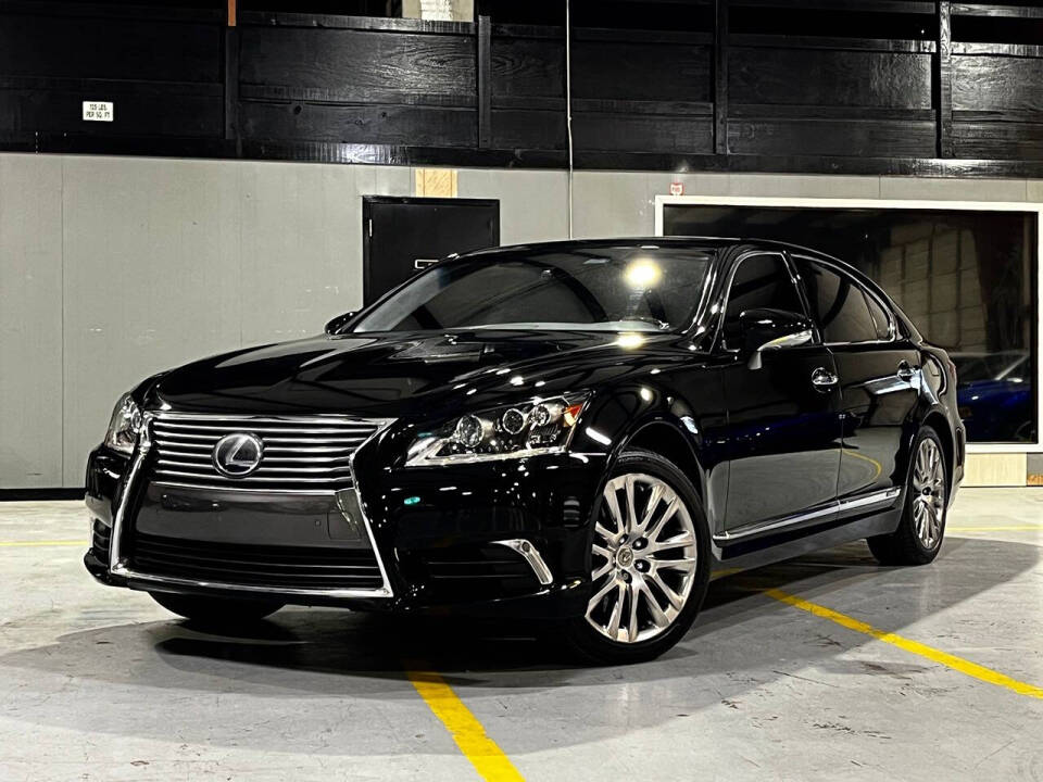 2014 Lexus LS 600h L for sale at Carnival Car Company in Victoria, TX