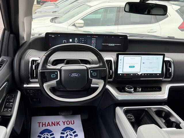 2025 Ford Expedition MAX Platinum