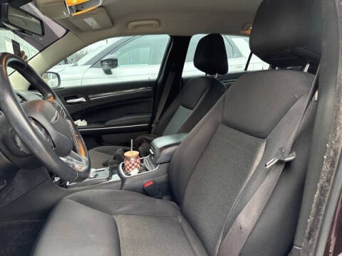 2021 Chrysler 300 Touring