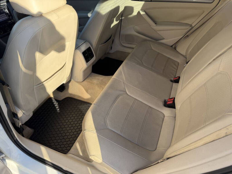 2014 Volkswagen Passat