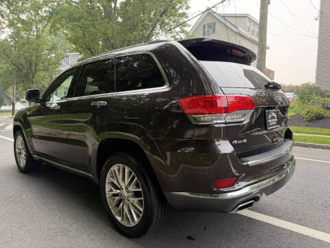 2017 Jeep Grand Cherokee Summit