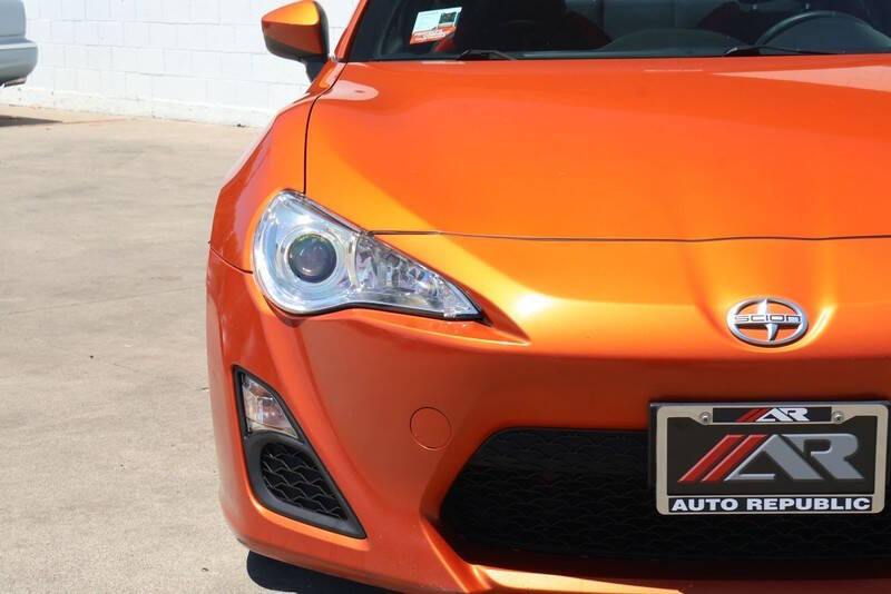 2015 Scion FR-S