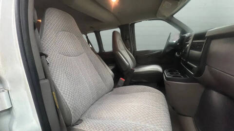 2004 Chevrolet Express 3500